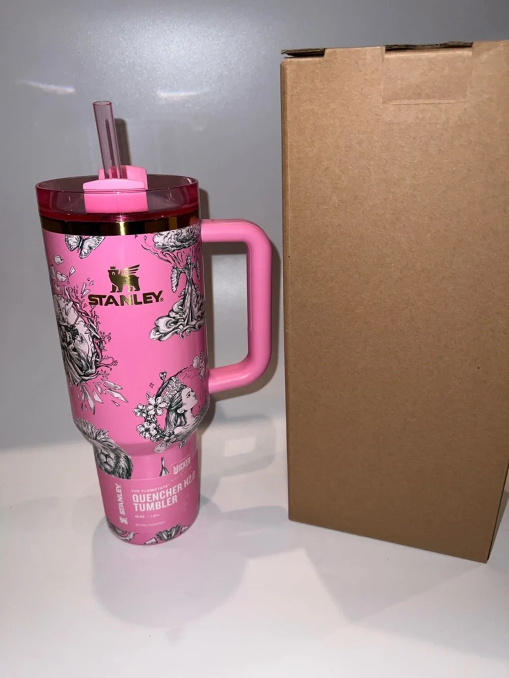 🩷💚NWT STANLEY X WICKED FOR GOOD 40 OZ  QUENCHER H2.0 FLOWSTATE TUMBLER - Picture 7 of 8